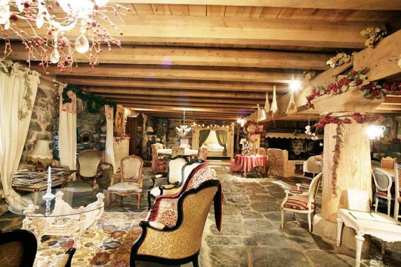 Le Francillon Panzió Les Estables Kültér fotó